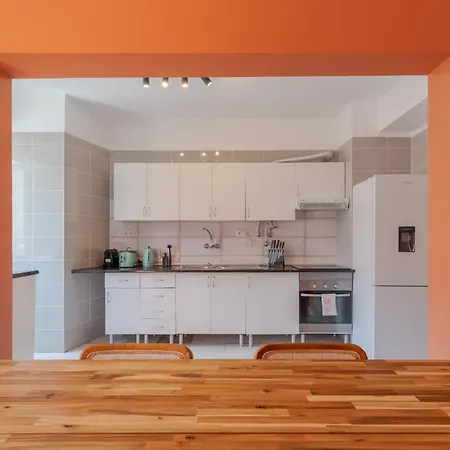 Terracota Apartment, By Match سيتوبال